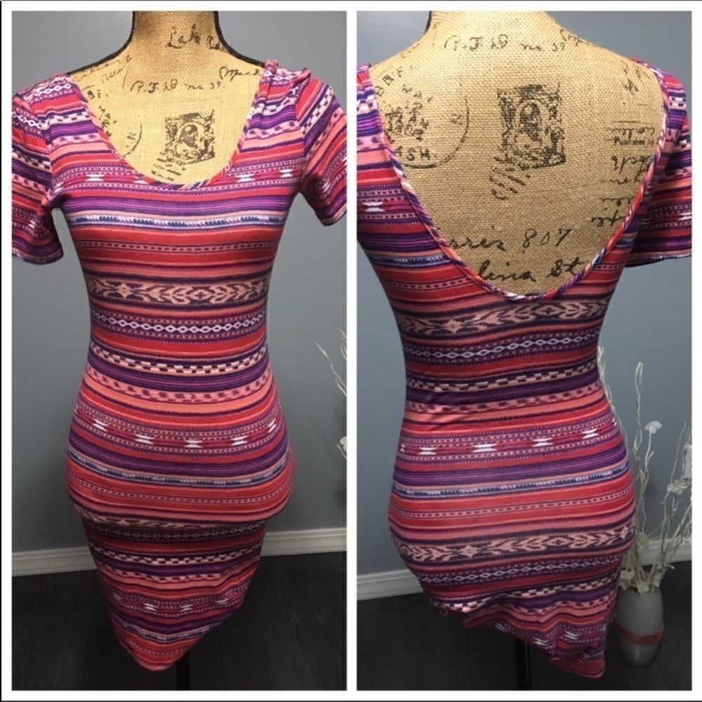 Bodycon Tribal print mini dress women’s size medium